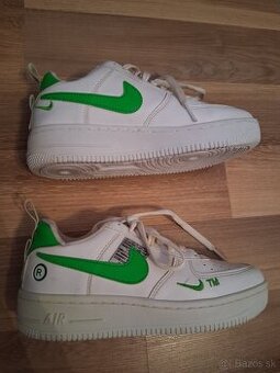 Nike kožené botasky