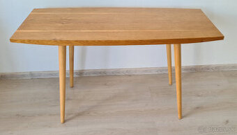 Retro konferenčný stôl