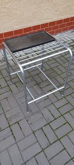 Retro stojan na sporák