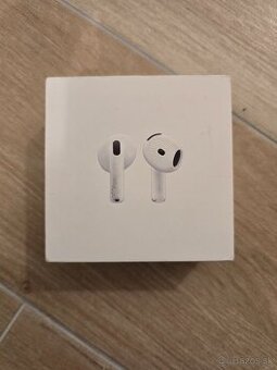 AirPods 4 ANC