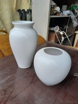 Predám dve pekné vázy