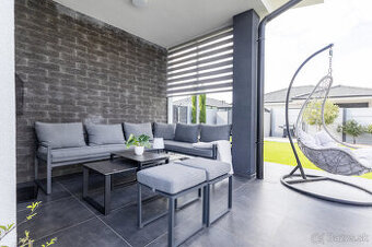 Na predaj štýlový 4-izbový rodinný dom v Hurbanovej Vsi