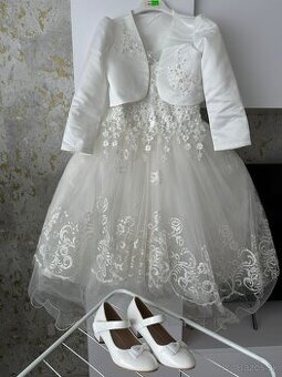 Šaty na prvé sväté prijímanie