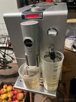 Predám Kavovar jura