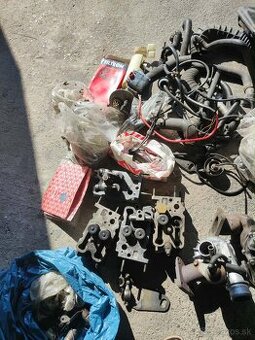 Chrysler Voyager 2.5 TD – mix dielov, hadice, kabeláž, svetl