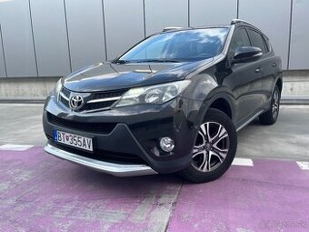 Toyota RAV4 4x4 110 kW AT - TOP stav, Nová STK
