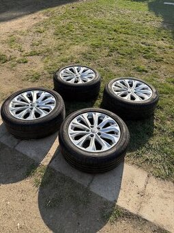 Originálne Audi A4 disky R17