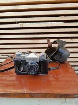 Predám fotoaparát Zenit B