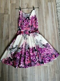 Kvetovane šaty S/M