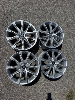 SEAT Leon 18”