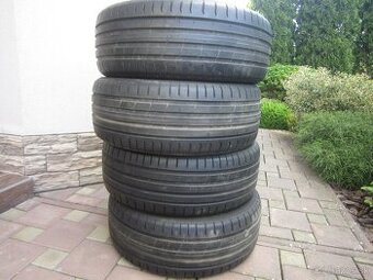 215/55R17 98W letne pneu Nokian Powerproof, dezen 5 - 6mm