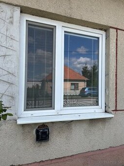 3 ks plastové okná