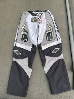Nové✅Motocrossové nohavice UFO na moto italy: 56 us: 38