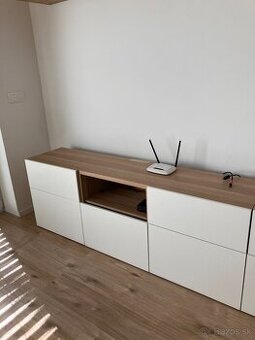 TV skrinka IKEA BESTA