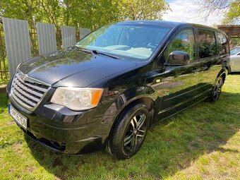Chrysler Voyager 2009 7 miestne
