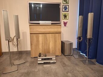 TV plazma, domáce kino 5.1, videorekordér