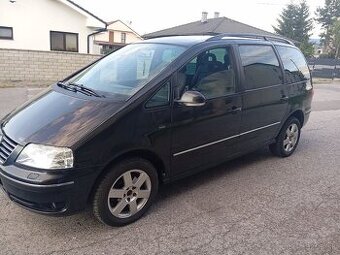 Volkswagen Sharan Facelift 1.9 TDI 96kw rok 2006