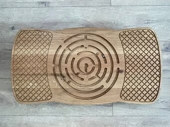 Balančná doska s labyrintom