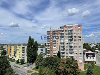 Predáme 1-izbový byt 53m2 prerobený na 2-izbový/ul.Kráľovská