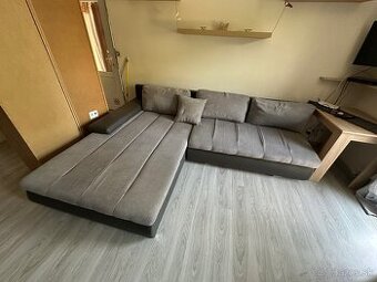 Veľký rozkladací gauč