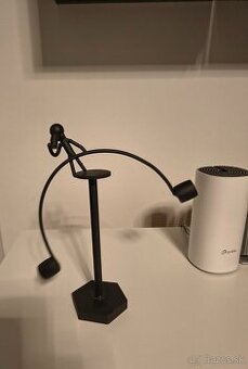 Nalej, bo  vypito, výpi bo naľato.🙂 🍺⚓