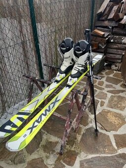 Lyže ,lyžiarky a palice