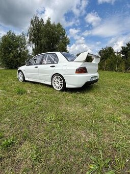 Mitsubishi Lancer Evo IX R4