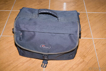 Predám Lowepro púzdro na fotoaparát – 35,5x25x20,5 cm