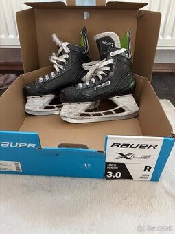 Predám detské hokejové korčule Bauer XLS