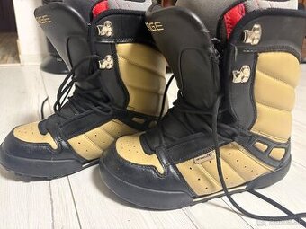 Predám topánky na snowboard