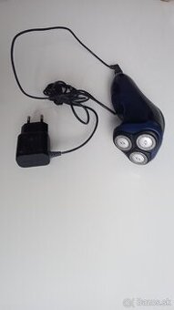 Strojček na holenie