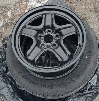 Úplne nové plechové disky 7J x 17 ET35 (5x114,3) - z Renault