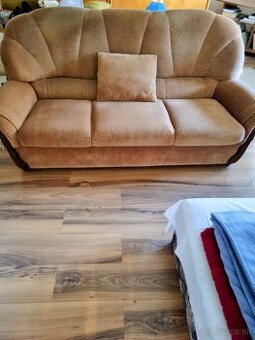 Zachovalá sedacia súprava 3+1+1 (ako nová)