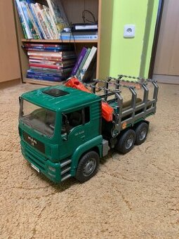 MAN prepravnik dreva