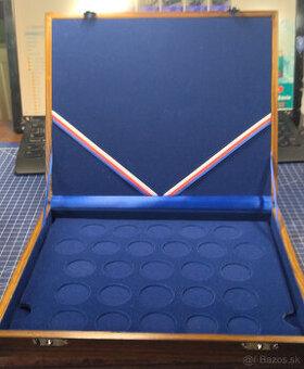 Kazeta na pamätné strieborné mince ČR – 1993 - 2025