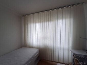 Predám úplne funkčné kompletné vertikálne žalúzie