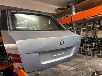 zadny kufor octavia 2 sedan