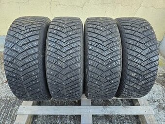 ZIMNÉ PNEUMATIKY GOODYEAR 225/60 R17 103T XL