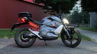 Super SOCO - TS Street Hunter