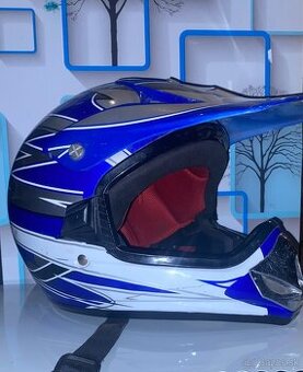 Motowell helmy-prilba
