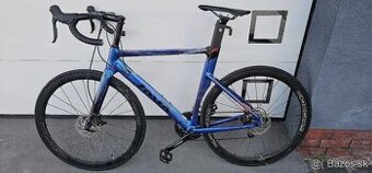 Cestný bicykel