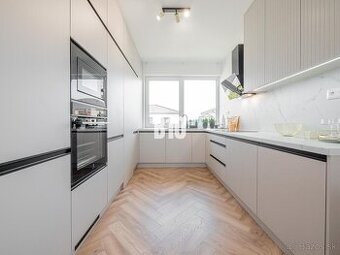 Ešte v ňom nikto nebýval- Zariadený- Ihneď voľný- Novostavba