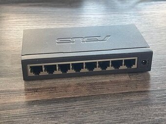 Switch Asus GigaX 1008