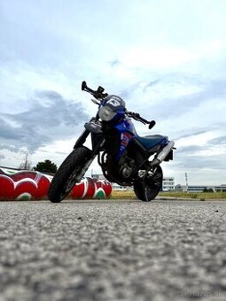 Yamaha xt660x