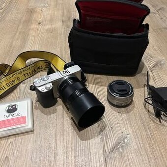Sony A6000 + príslušenstvo