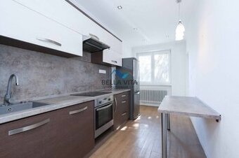 EXKLUZÍVNE Komfortný 3-izbový byt s garážou a záhradkou v Ga