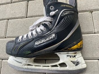 Hokejové korčule Bauer Supreme