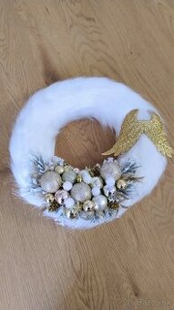 Vianočný veniec na dvere