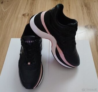 Dámske holografické tenisky GUESS