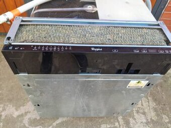 Umývačka riadu Whirpool